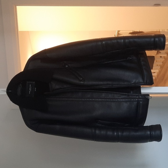 Like New Andrew Marc Faux Shearling Leather Moto Jacket - Picture 4 of 11